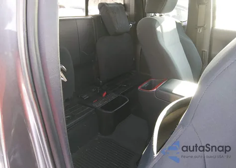 2020 Toyota Tacoma 4Wd Trd Sport z USA, uszkodzony, nr VIN 5TFSZ5AN6LX221605